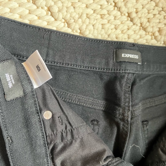 High Rise 90’s Boot - Picture 3 of 4